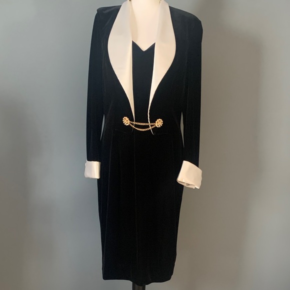 Elegant Black and White Dress with Gold Accent Tuxedo Dress Velvet Size 16 - Picture 11 of 15